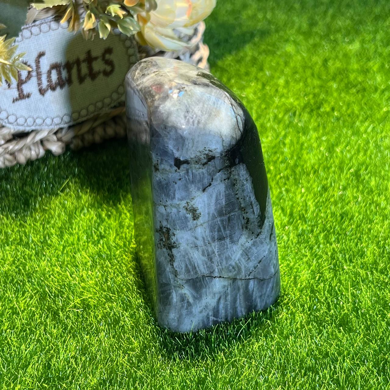 Labradorite freeform