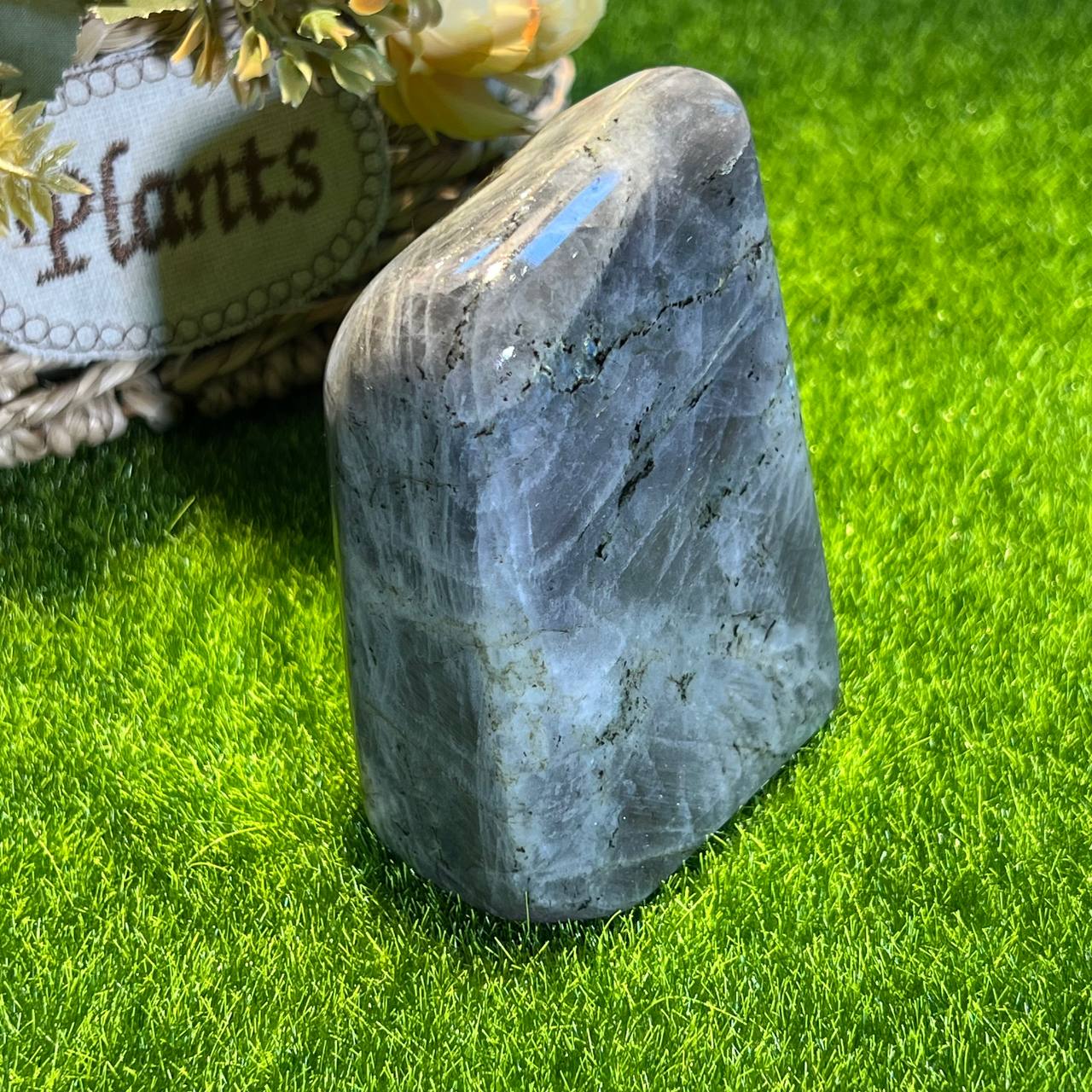 Labradorite freeform