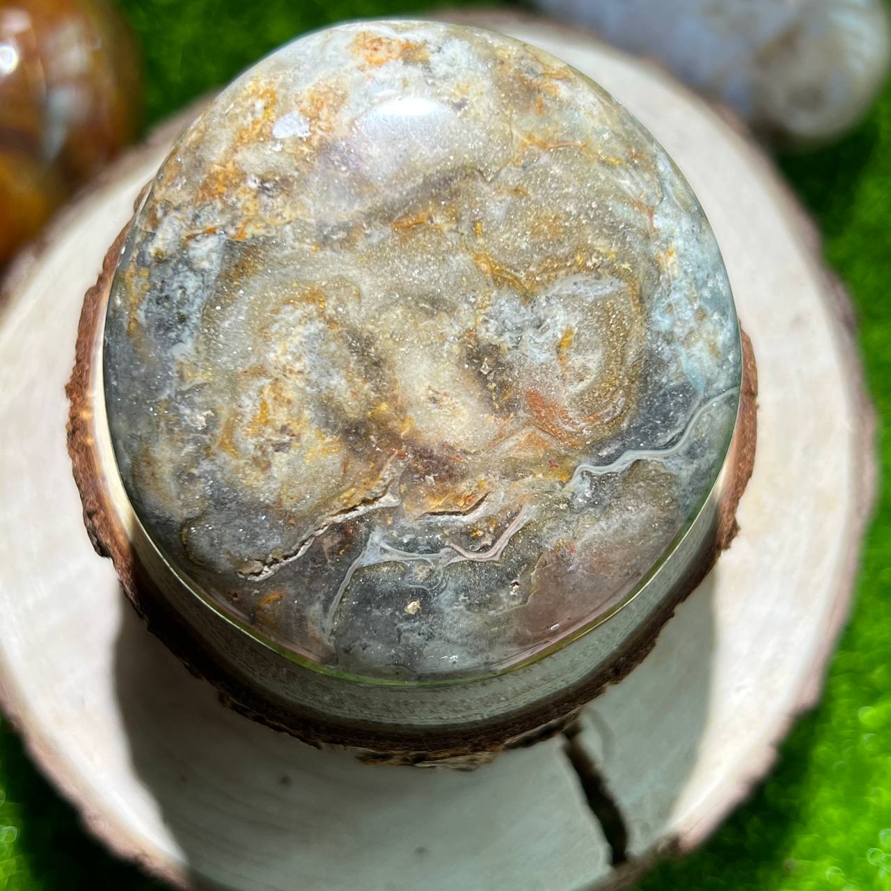 Palm stones