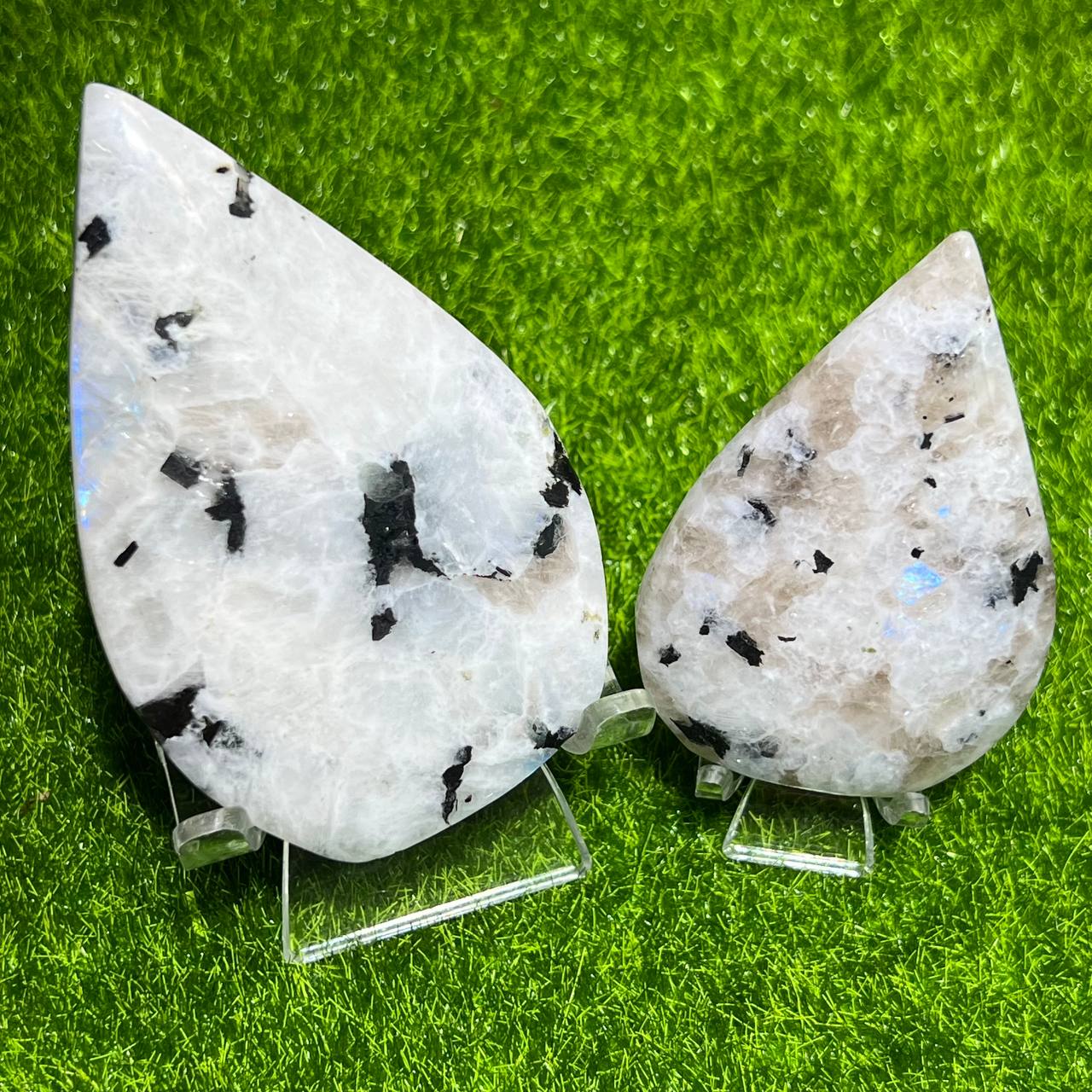 Moon stone tear drop