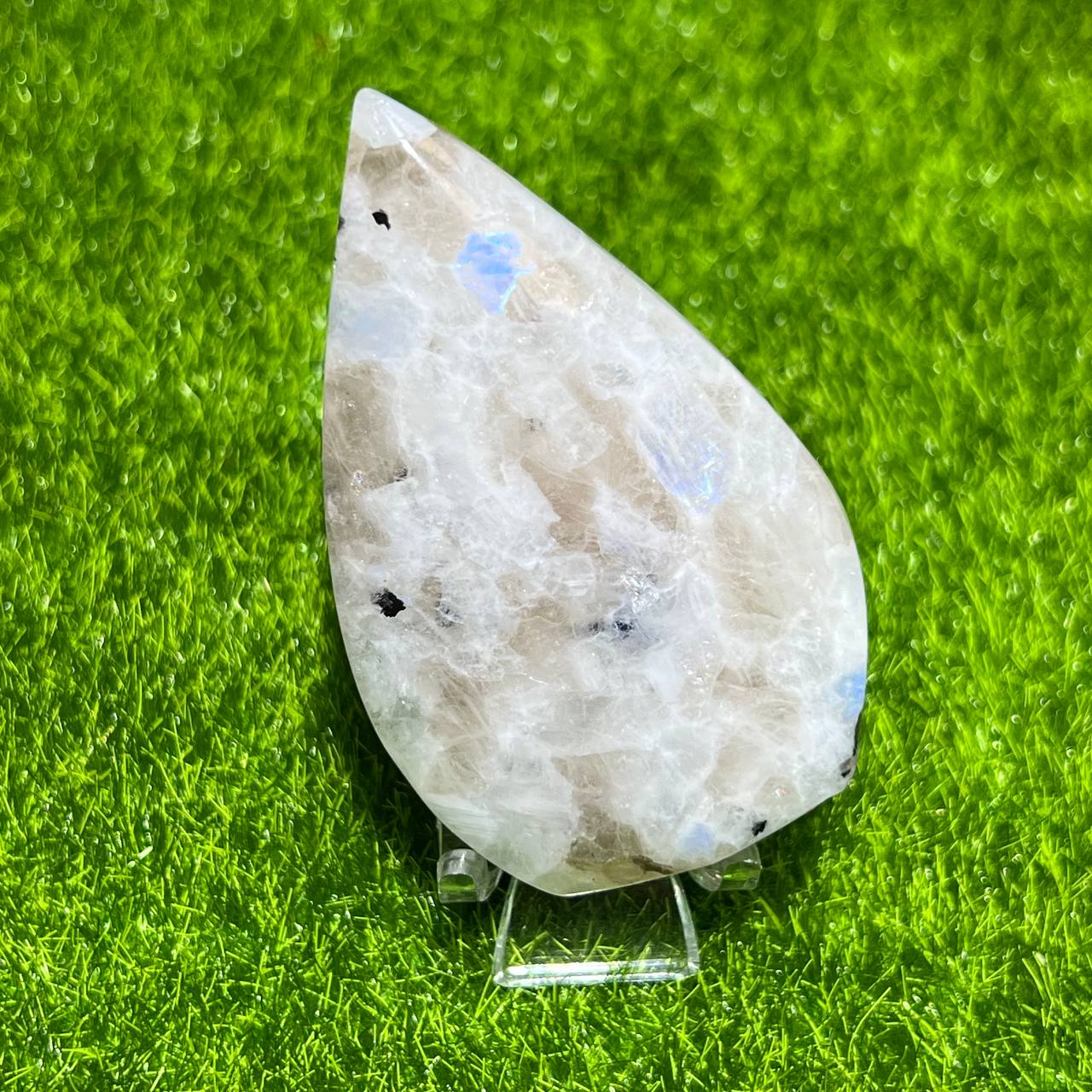 Moon stone tear drop